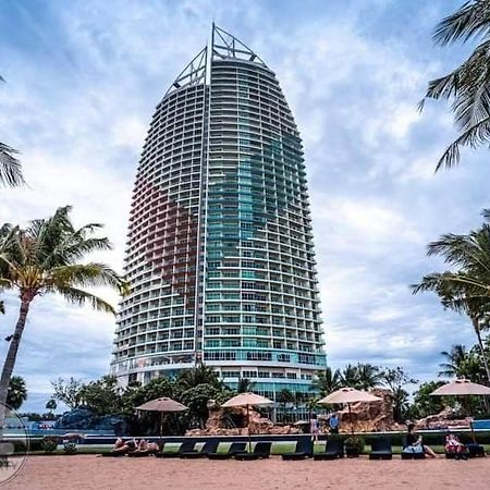 Movenpick Luxury Residence Pattaya-By Noah Jomtien Beach Exterior photo